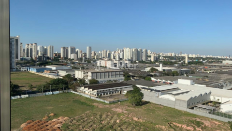 Image 1 - 1002365